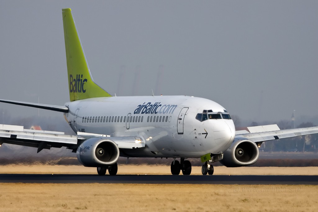 Laimės valanda su Airbaltic lėktuvų bilietams į pavasario miestus!